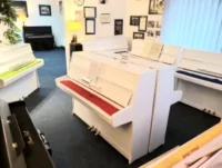 Białe pianina Rzeszów Podkarpackie Piano Rolf